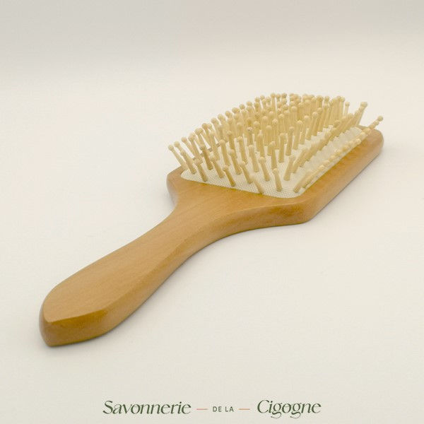 Brosse à cheveux large