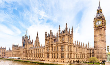 Houses of Parliament and Big Ben in London.jpg