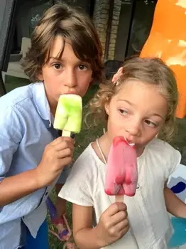 Sculpture Esculmaux 105 en résine – forme sculptée ayant inspiré une glace