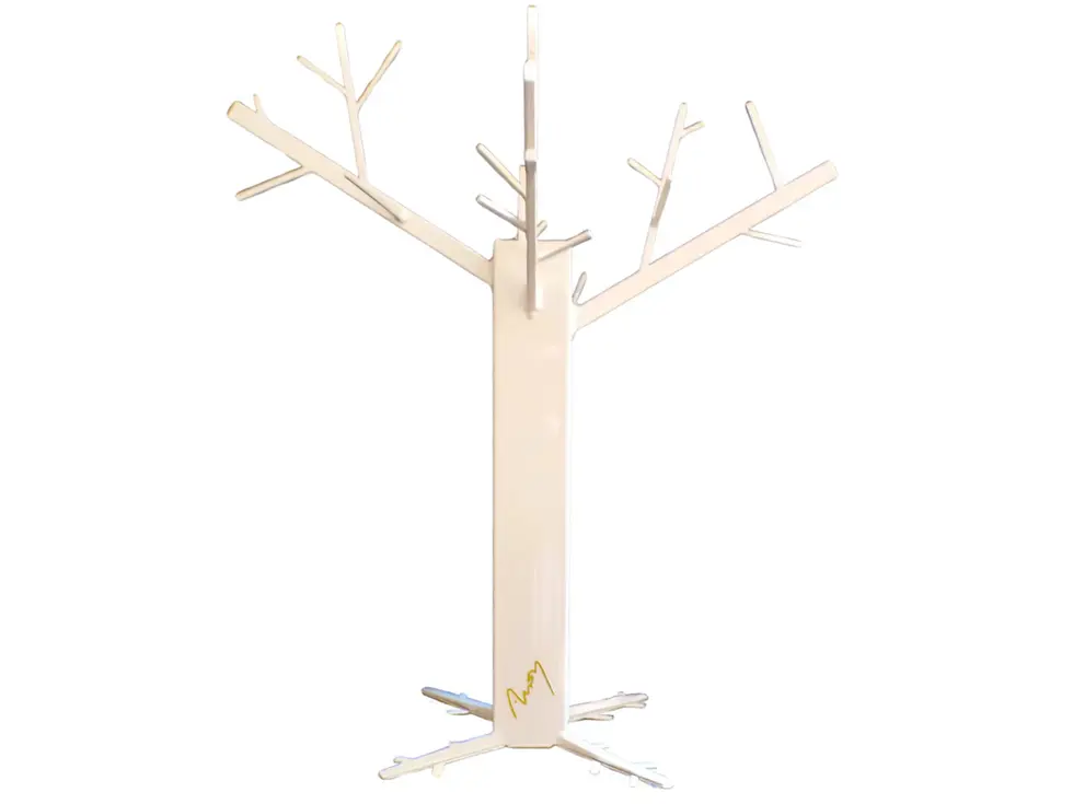 Sculpture d’arbre sans feuillage en métal, interprétation contemporaine