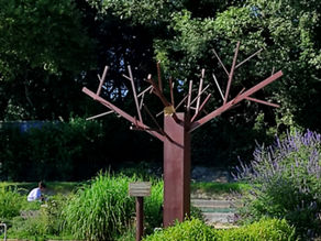Expressive art Sculpture of the Plank Tree