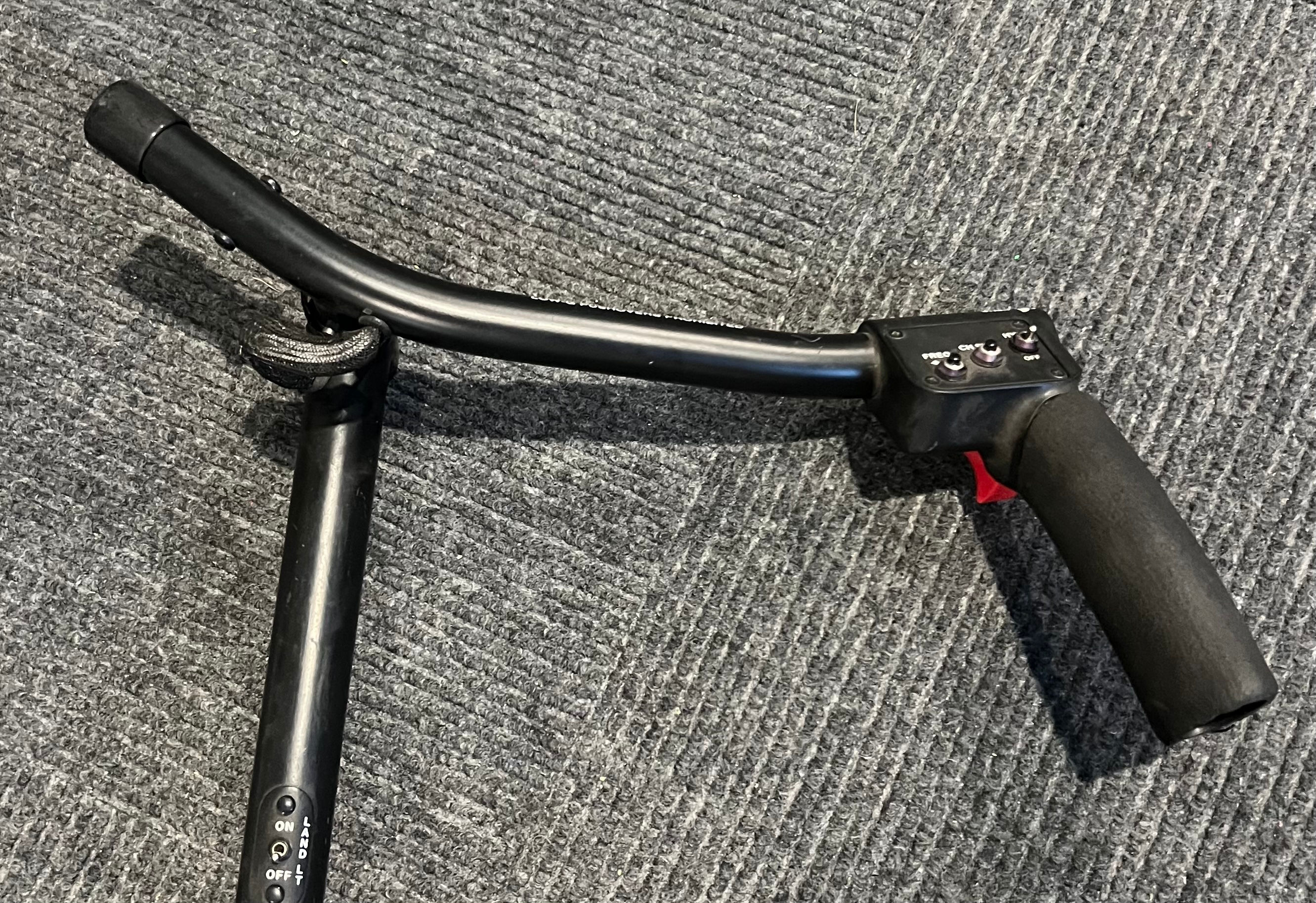 R44II Pilot Cyclic Assy P/No: C058-8