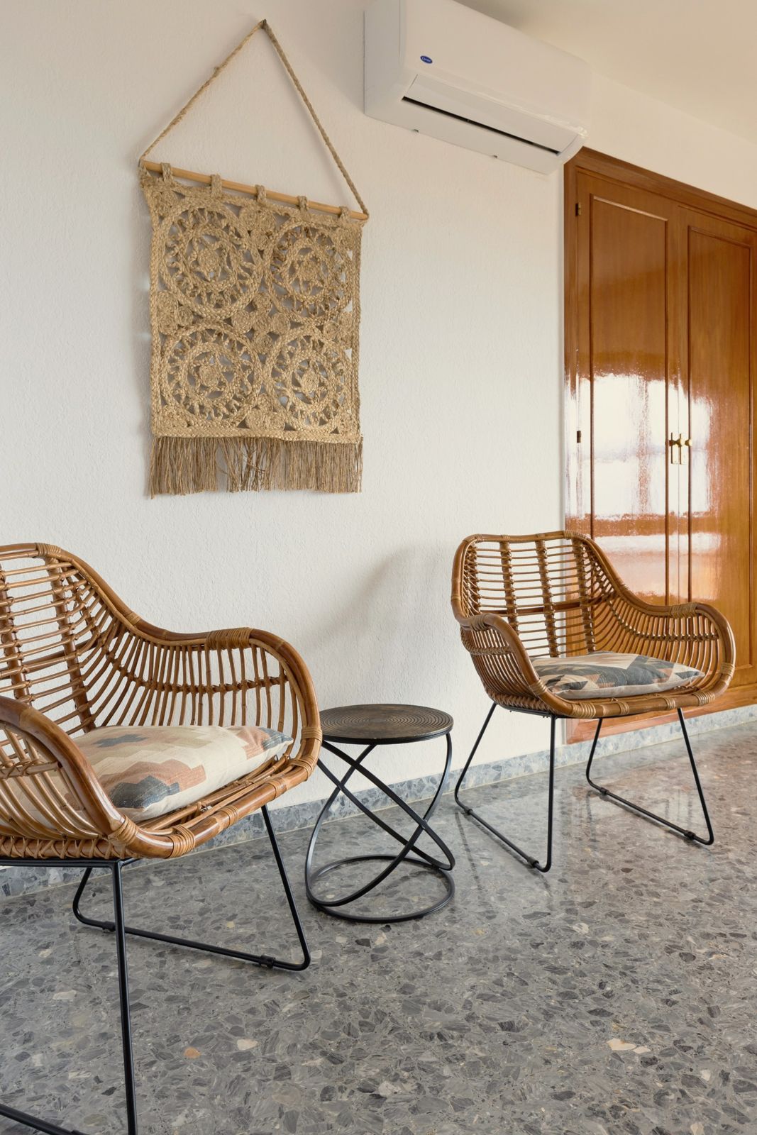 Musa Suite: rattan seating corner