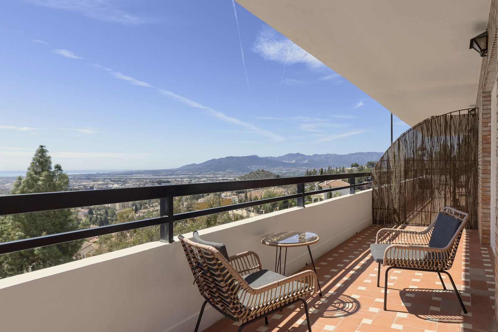 Reginae Suite: private balcony with view
