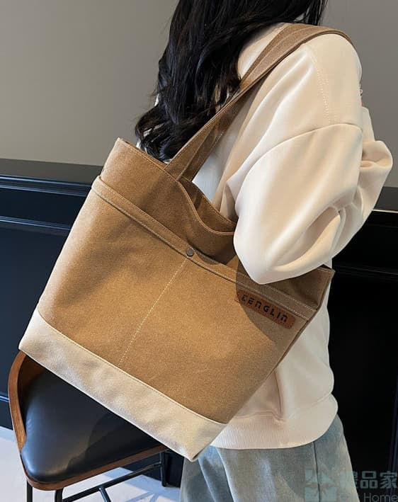 縮圖：大容量托特包