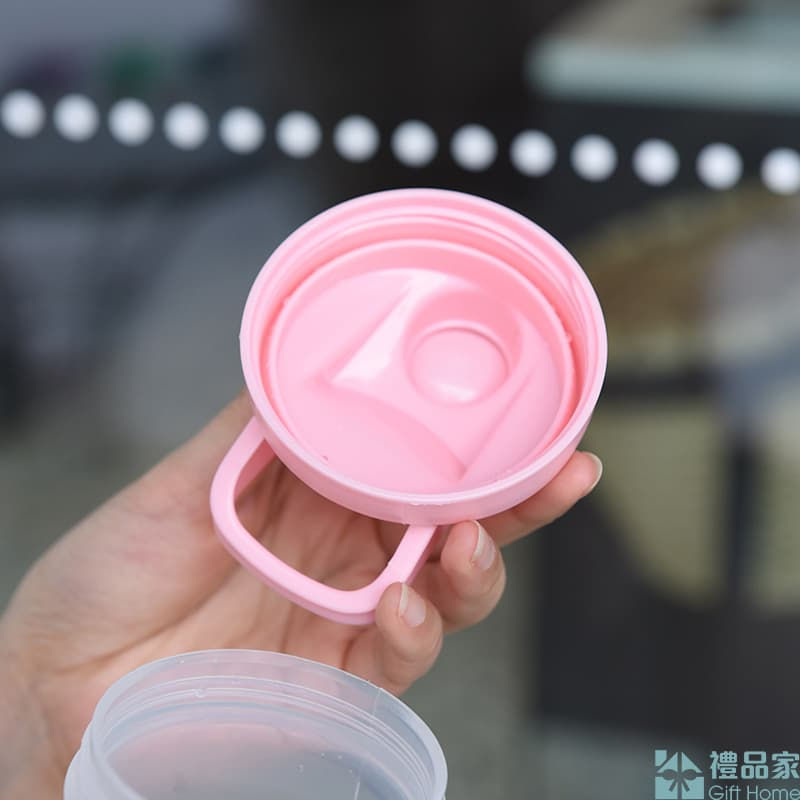 Thumbnail: 運動健身蛋白搖搖杯