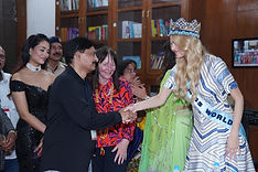 SHA04104.JPG