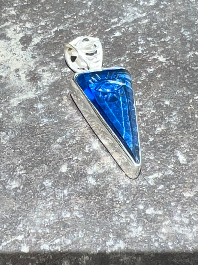 Thumbnail: Divine Feminine Eye