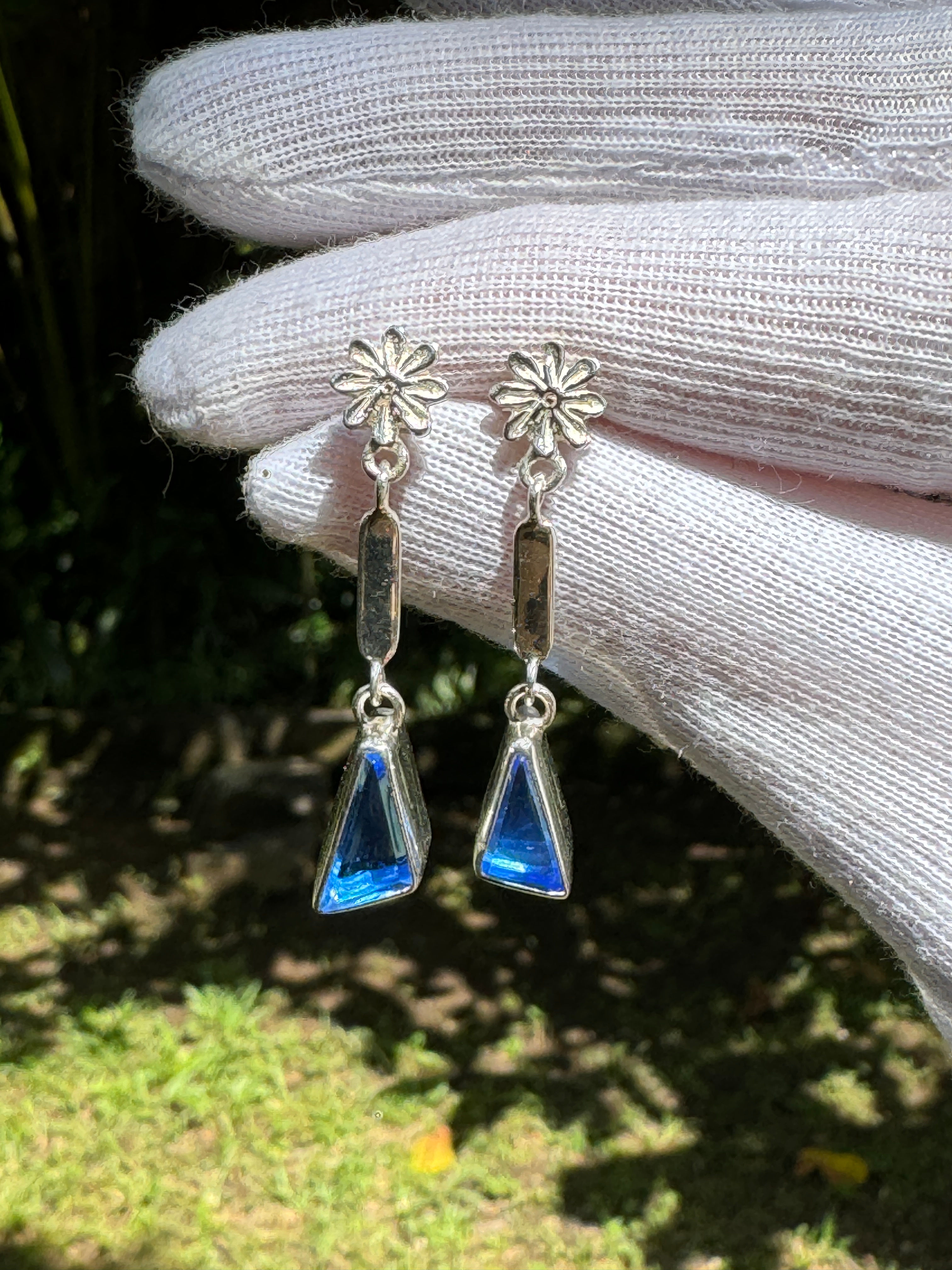 EAR 20 - Siberian Blue Simple Earrings