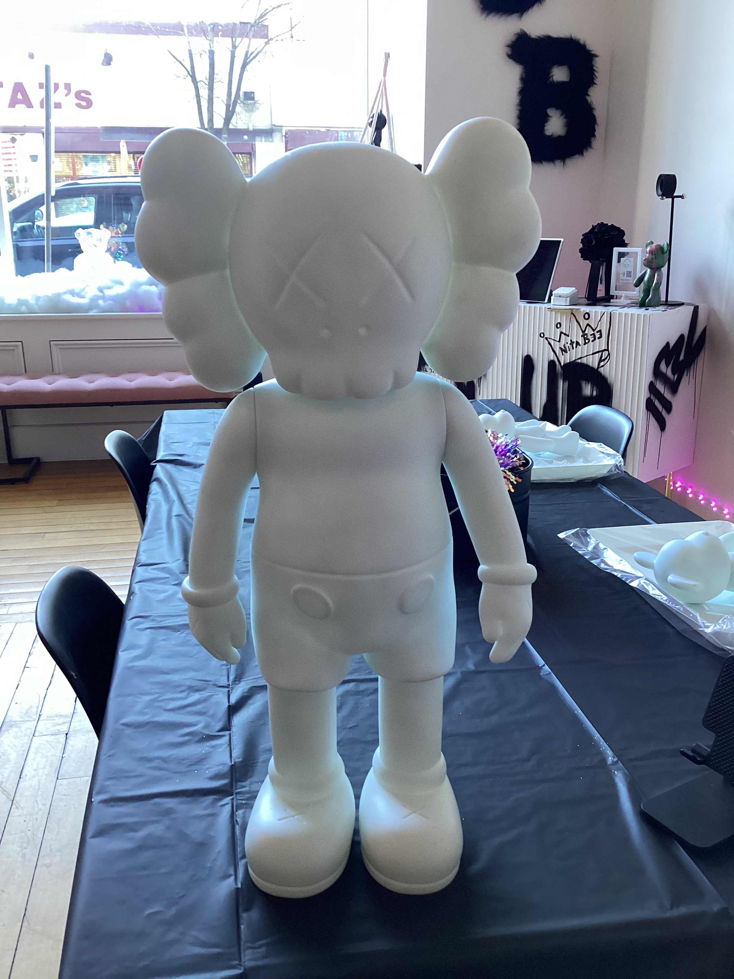 20 inch Kaws
