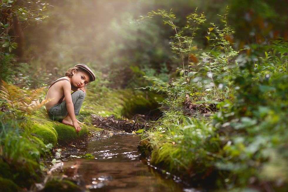 whimsical portrait, fine art, Pinehurst creek, Makana Photography, Southern Pines children photography, Aberdeen, Cameron, Sanford, Ft Bragg, photographer, outdoor portrait