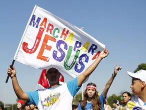 A HISTÓRIA DA MARCHA PARA JESUS E AS RAZÕES DE CRISTÃOS BÍBLICOS NÃO PARTICIPAREM DO EVENTO