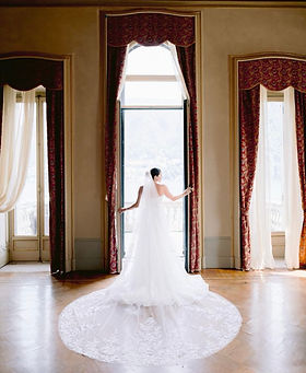 Miami Wedding Dresses | Luxury Designer Bridal Gowns | La Reverie Bridal Miami Wedding Dresses | Luxury Designer Bridal Gowns | La Reverie Bridal