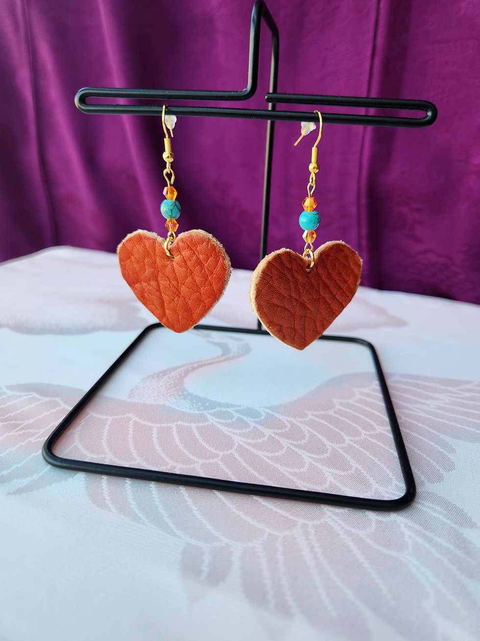 Thumbnail: 🧡"Yūhi Hearts" – Handmade Leather Earrings・革ピアス「夕陽ハート」 