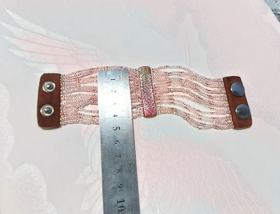 Miniaturbild: Maasai meets Kimono – Petite Pink Fusion Bracelet マサイ・ミーツ・キモノ – ピンク・プチサイズの融合ブレスレ