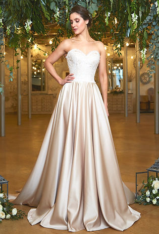 amanda wyatt Renata. Lace and pearl bridal boutique