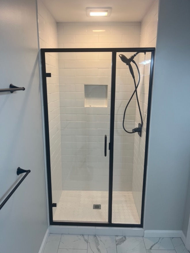 ONYX SHOWER SYSTEMS