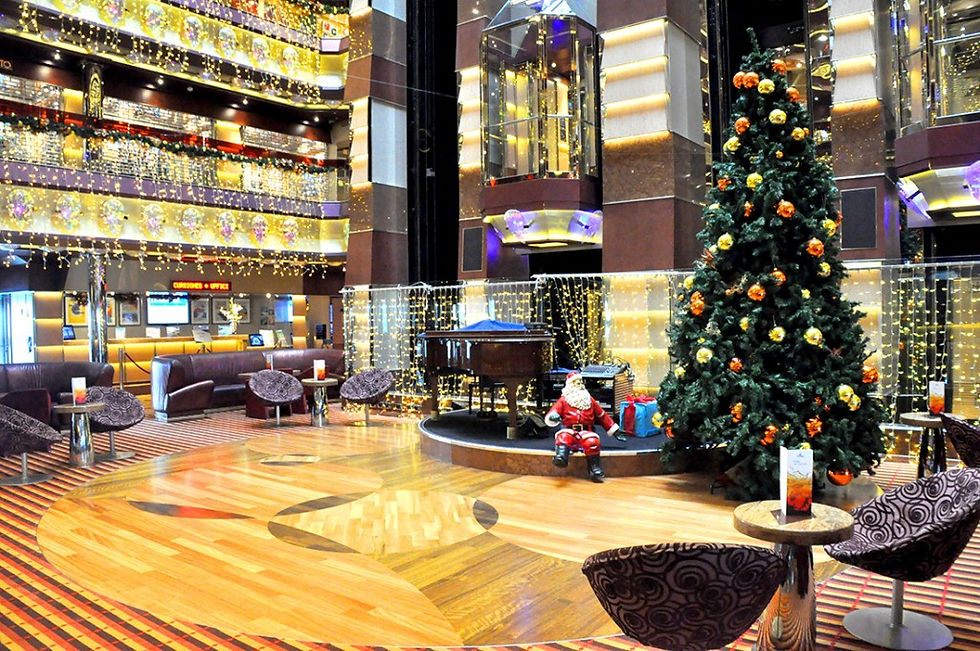 Átrio-do-Costa-Fascinosa-já-decorado-para-o-Natal