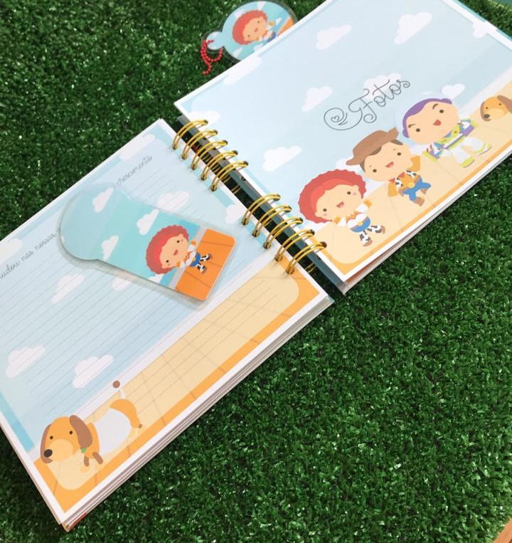 Miniatura: Livro do Bebê - Toy Story Menina