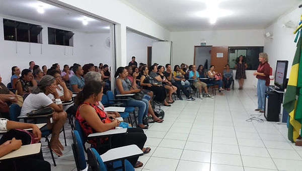 reunião_com_pais_Abril_(2).jpeg