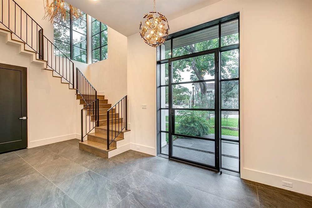 Custom home by Mirador Builders {Photos via har.com}