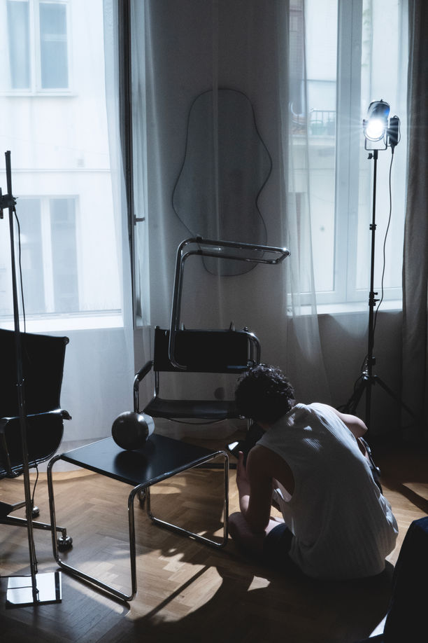 projektant wnętrz kraków, mateo grassi, wassily chair, marcel breuer, parkiet, laccio table, stolik laccio