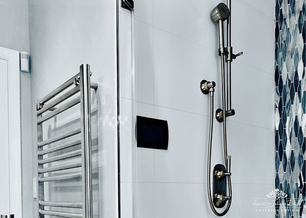 mixed metals bathroom
