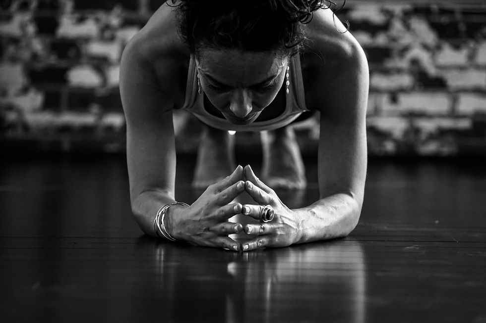 POSTURE_©Paige McFall with Stefanie Boettle-85.JPG