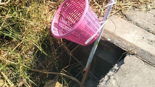 ระวัง! ฝาท่อแตกหัก ถนนเฉลิมพระเกียรติ ร.9