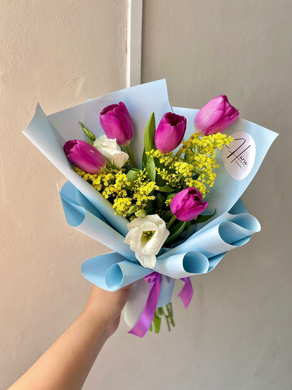 5 tulipanes lila