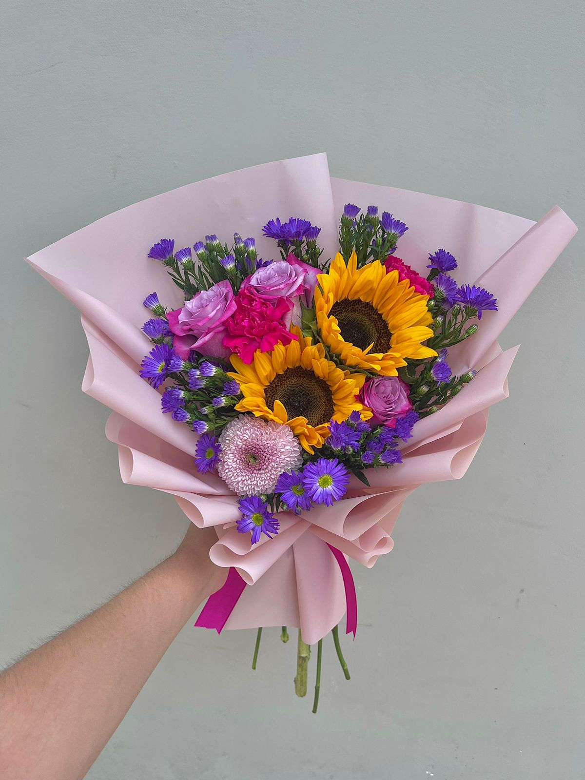 Ramo girasol y montecasino morado