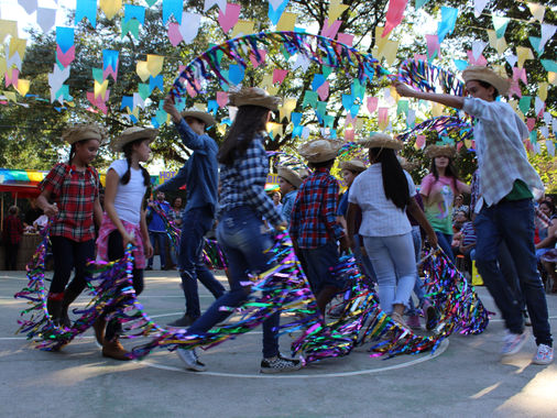 CCA Santa Marta promove arraial que versa sobre as diversas tradições culturais do Brasil