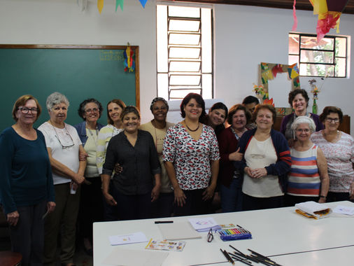 Artesãs do Centro Santa Marta ganham aula de empreendedorismo feminino