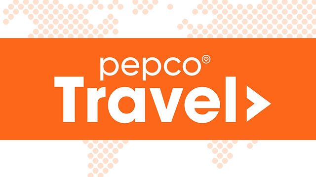 Logo produktów Travel na tle motywu graficznego zaprojektowane przez Paco De Zine dla PEPCO