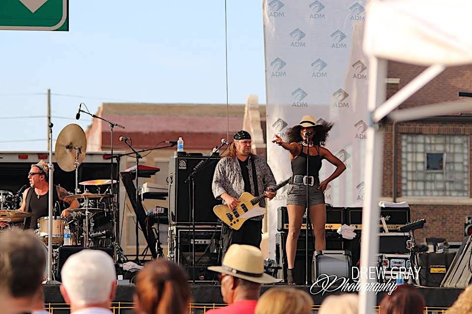 13932705_1117166845016360_2713713114437196847_n