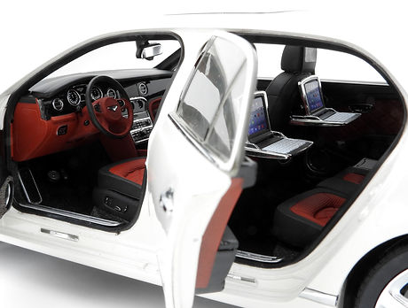 Bentley Mulsanne Speed (Glacier White) -