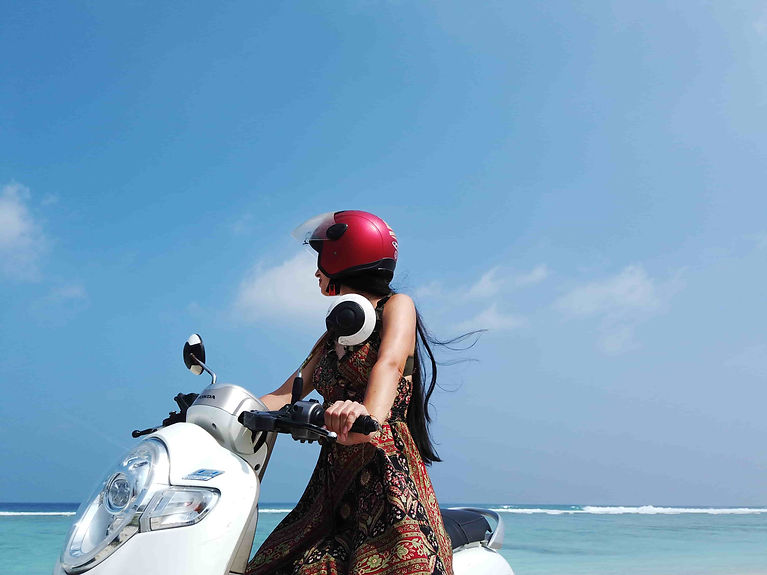 Motorcycle or schooter rent maldives 2023/2024 Atollrent