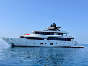 Maldives Day Charter Yachting β The Ultimate Luxury Alternative to Resorts (2026 Guide)