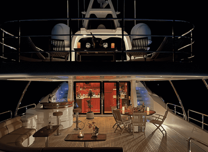 Luxury yacht in maldives.jpg