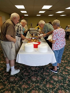 buffet for independent living residents