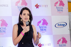 SOCIAL MOM DAY IV-109