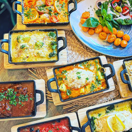 Geschmorter Rotwein-Rinderbraten, Butterfisch, Seeteufel, Schweinefilet in Gorgonzola-Sauce im L.A. basta Minden