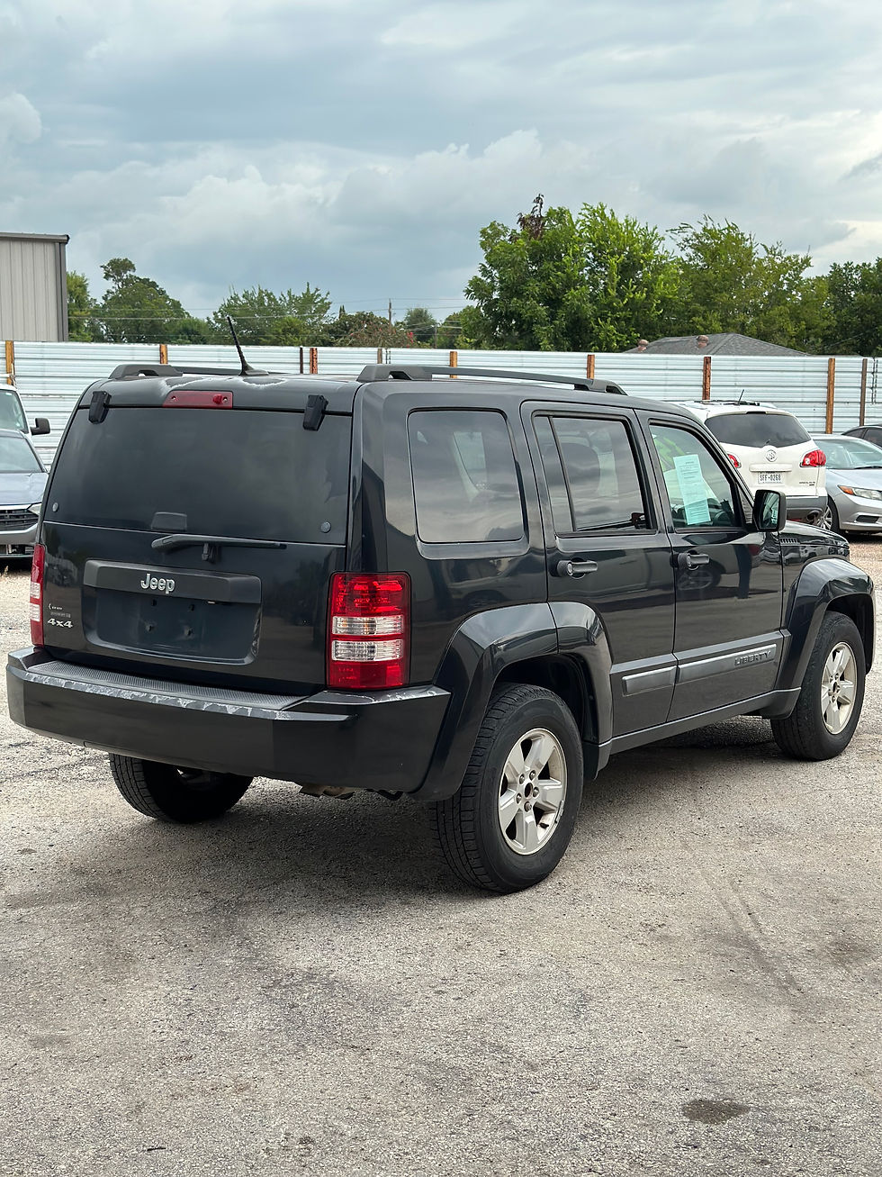 Thumbnail: 2012 Jeep Liberty Sport 