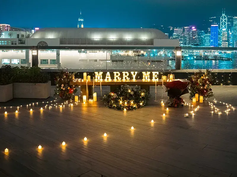 香港海旁平台燭光 Marry Me 夜景求婚佈置
