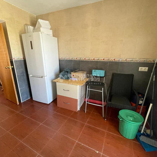 moving to spain from australia, buying a cheap house in spain to renovate kitchen