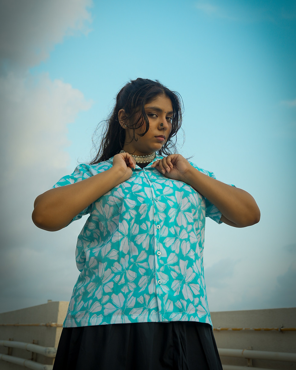 Thumbnail: Neelo Shirt