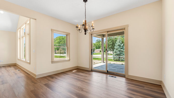 quality crafted homes - graystone villas - villas - graystone - custom villa - custom homebuilder - Fort Wayne - Fort Wayne Indiana - Fort Wayne home builder - breakfast nook 