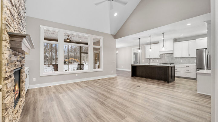 Open Floor Concept - Great Room - Kitchen - Large Windows - Custom Ranch - Custom Homes Fort Wayne - Homebuilder Fort Wayne