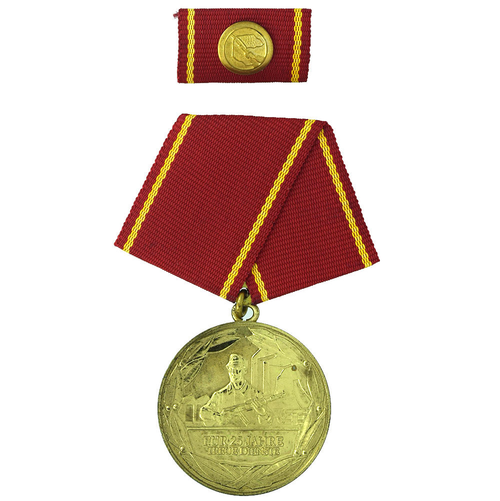 เหรียญบริการ DDR ตะวันออก 20 ปี Kampfgruppe ของเยอรมัน
