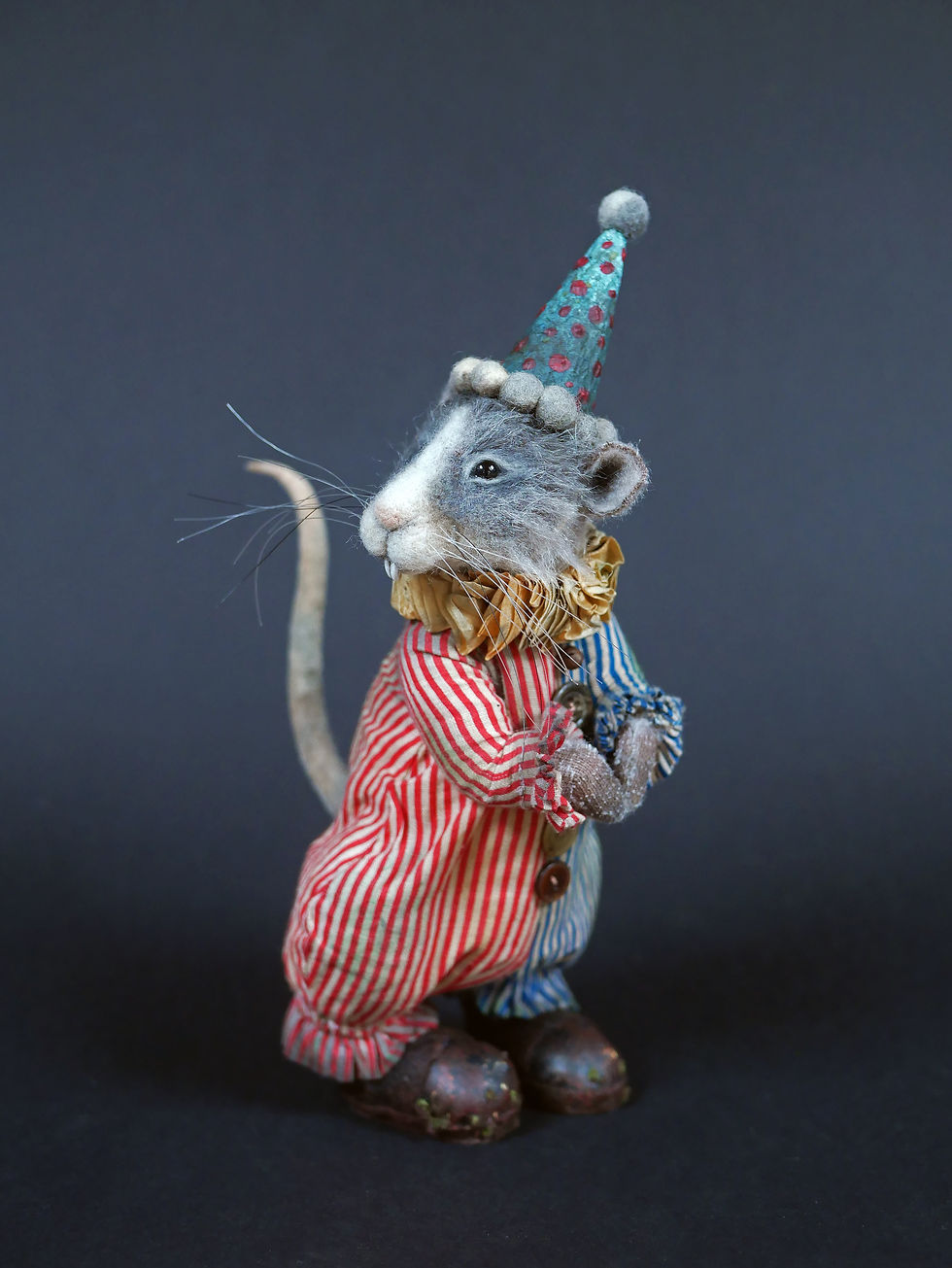 Thumbnail: Sprout the Circus Rat